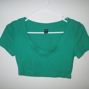 Bright green v-neck short crop top! Perfect for St Patrick’s day #springbreak